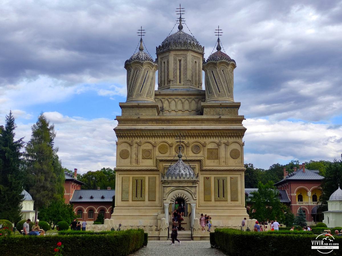 Monasterio de Curtea de Arges (Rumanía)