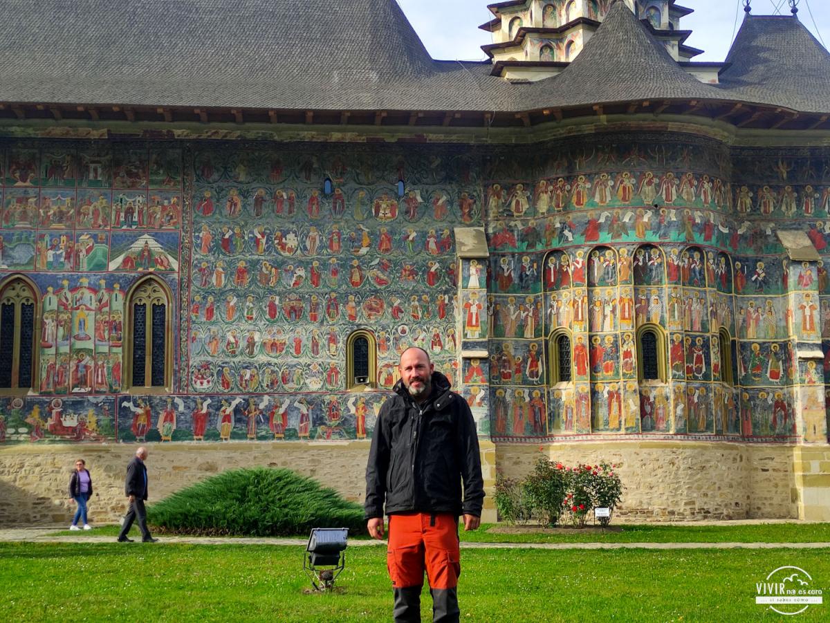 Monasterios pintados de Bucovina en Rumania. Monasterio de Sucevita