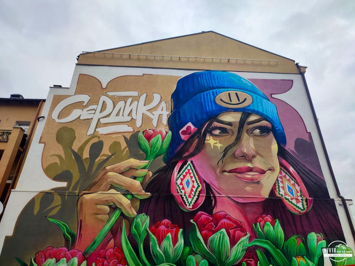 Street art Mural graffiti Tulipanes Serdika by arsek_erase (Sofía, Bulgaria)
