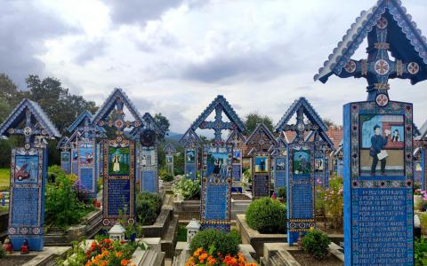 El Cementerio Alegre de Sapanta (Rumanía)